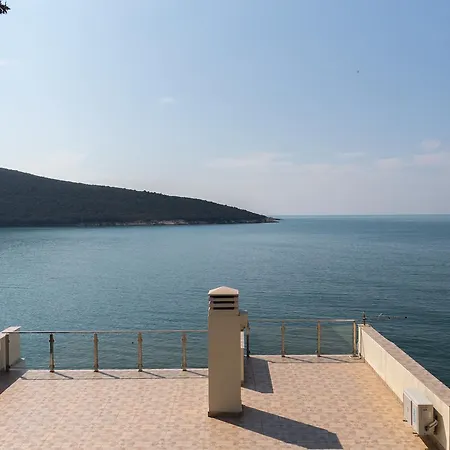 Seaside Apartment Kruce Ulcinj Exterior photo